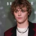 Quem é Billy Barratt, novo Voldemort de