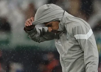 Abel perde liderança para Leonardo Jardim e