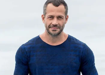 Malvino Salvador e Kyra Gracie desmentem crise de ciúmes