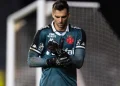 Léo Jardim salva no fim, e Vasco empata com o Santa Fe pela Sul-Americana