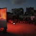 Comovente! Crianças assistem filme