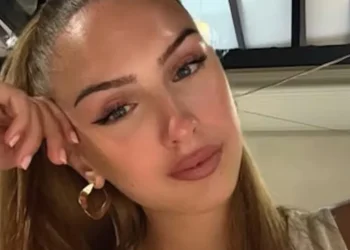 Miss morre aos 22 anos após batalha contra doença rara