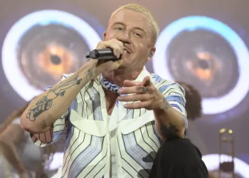 Macklemore é afastado de turnê de Ed Sheeran após ato pró-Palestina em show