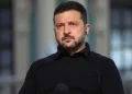 Zelensky revela que Rússia tentou atacar o seu avião duas vezes