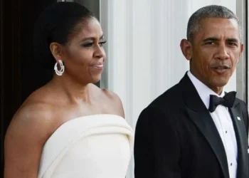 Michelle e Barack Obama lamentam morte de Sunny, cachorro da família