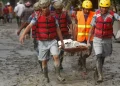 Mais de 6.000 seguem desaparecidos no Nepal, e a maioria dos corpos não foi retirada