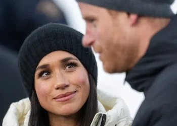Meghan homenageia Harry com música que recorda a infância e a mãe Diana