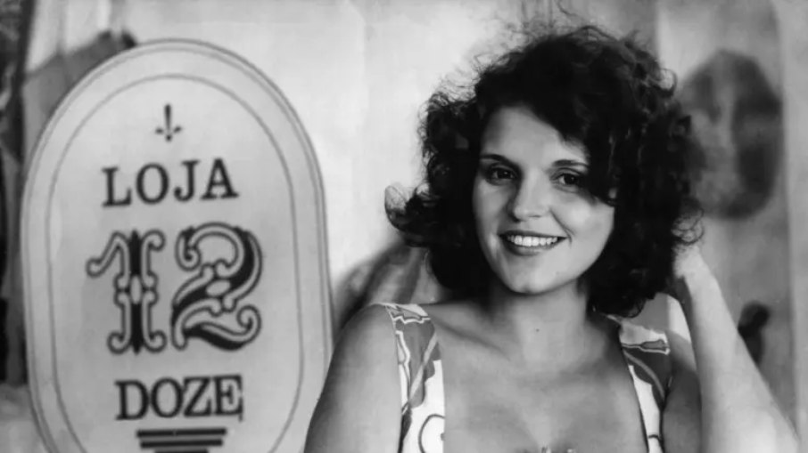 Leia Diniz morreu em um acidente aéreo nos anos 70. Leia Diniz morreu em um acidente aéreo nos anos 70.
