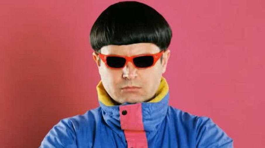 Oliver Tree morreu em um acidente aéreo no Rio de Janeiro. Oliver Tree morreu em um acidente aéreo no Rio de Janeiro.