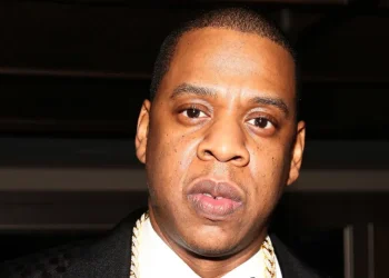 Jay-Z tenta reabrir processo contra advogado por extorsão e difamação