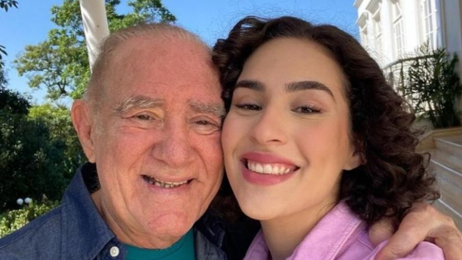 Renato Aragão e Lívian Aragão