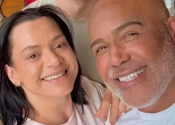 Filha de Rick faz homenagem após cantor morrer em acidente de helicóptero