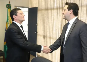 Justiça proíbe Moro de dizer que foi aliado de Ratinho Junior