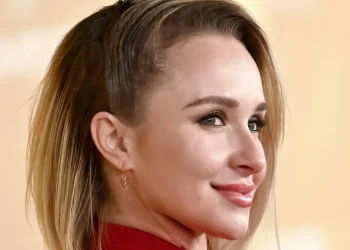 Morte de Hayden Panettiere: DEA investiga pílula com fentanil