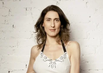 Paola Carosella volta para segunda temporada de reality culinário: