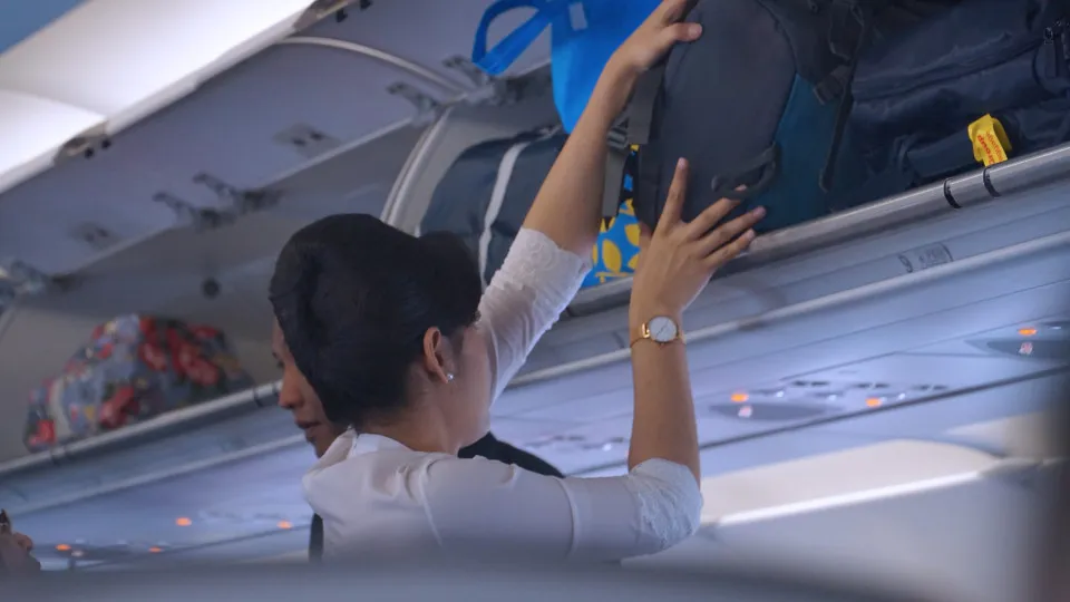 Primeira semana com regras sobre indisciplina em voos tem três passageiros retirados de aviões pela PF