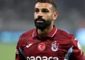 Salah fica sem poder conduzir na Turquia após incidente... em Liverpool