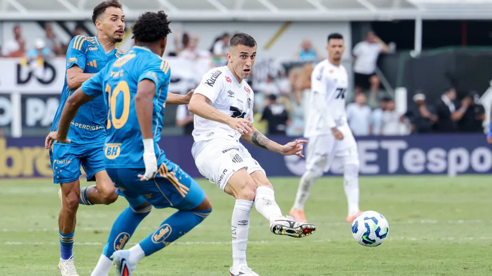 Santos desafia o forte Cruzeiro sem Gabigol por