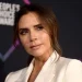 Victoria Beckham surpreende ao voltar a cantar após 20 anos e agita fãs das Spice Girls