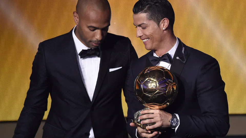 Thierry Henry defende a honra de Cristiano Ronaldo: