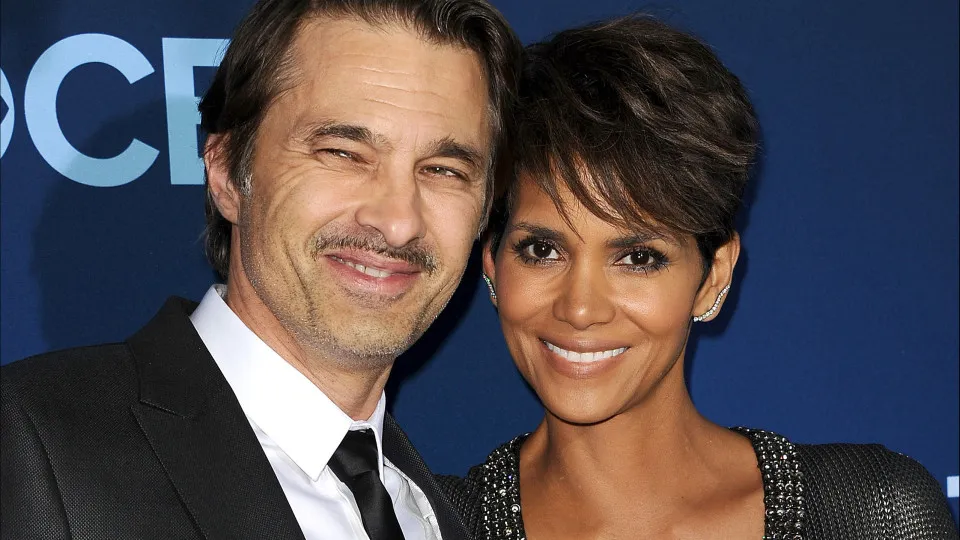 "O estrangulou": Ex de Halle Berry acusa a atriz de agressão ao filho