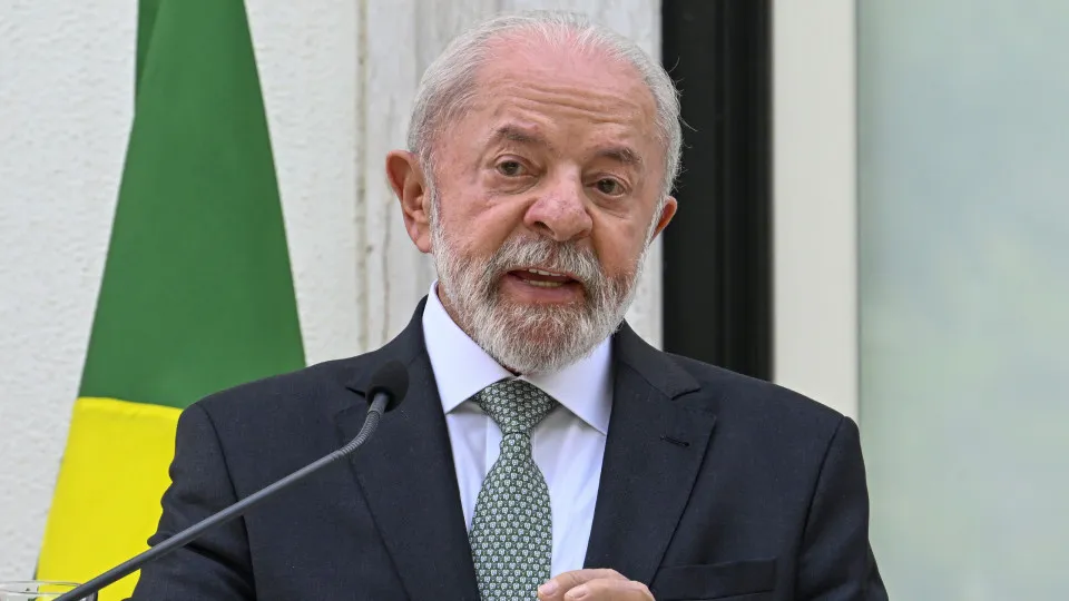 Lula chama lobista Roberta Luchsinger de