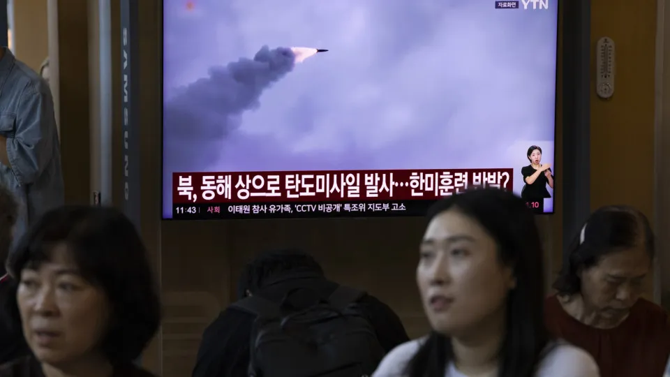 Coreia do Norte reconhece teste de mísseis em plena tensão com Seul