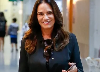 Luiza Brunet defende Yasmin após mensagens com Vorcaro vazarem