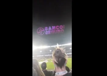 Publicidade em despedida de Messi irrita torcida; veja o vídeo