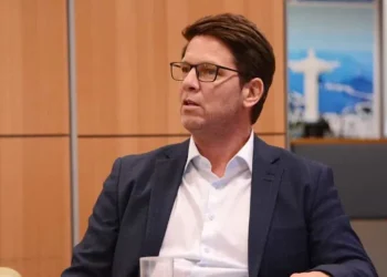 Mario Frias articula volta ao comando da Cultura em possível governo de Flávio