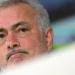 Mourinho se irrita com imprensa e sai em defesa de Mbappé: