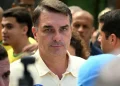 Flávio diz que o pai colocará a faixa presidencial nele no dia da posse