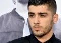 Zayn, ex-One Direction, usa camisa do Flamengo em show no estádio do Palmeiras e se desculpa