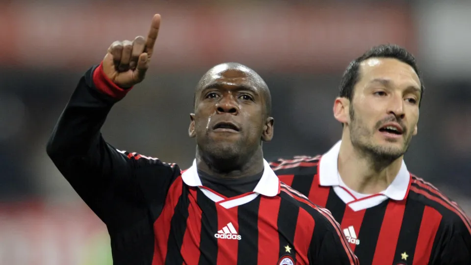 Corinthians contrata Seedorf como técnico para vaga de Fernando Diniz