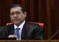 Kassio volta a censurar canal de Janones e diz que Lula pode ser responsabilizado por uso
