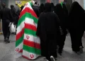 Irã condena à morte mulher que teria postado