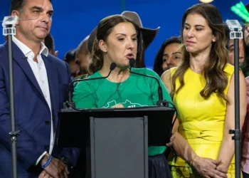 Fim do Bolsa Família? Fala de assessora de Flávio gera polêmica; entenda
