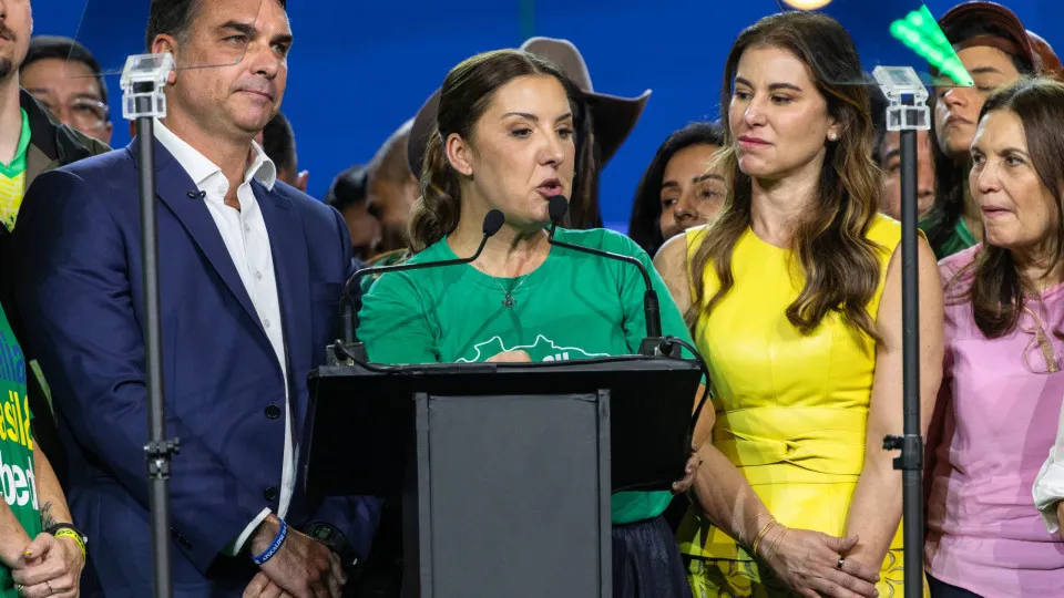 Fim do Bolsa Família? Fala de assessora de Flávio gera polêmica; entenda