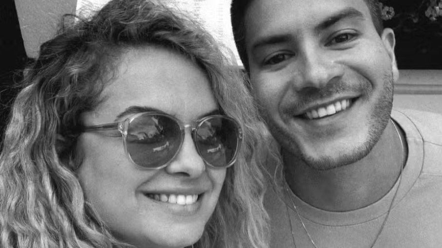 Arthur Aguiar fica em choque ao receber notícia da morte de Lua Blanco