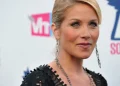 Christina Applegate descobre erro em diagnóstico de esclerose múltipla após cinco anos