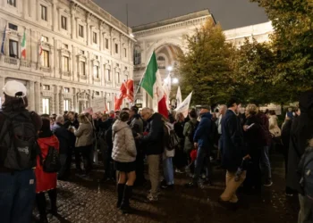 Viajando pela Europa? Veja dicas para evitar áreas de protesto e como buscar ajuda