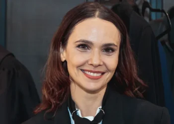 Celebridades com mais de 30 anos que ainda parecem adolescentes