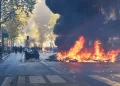 França mergulhou em caos e violência durante protestos. O que aconteceu?