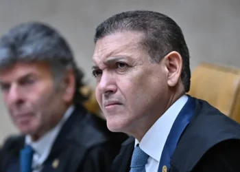 Gilmar chama Kassio de