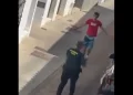 Homem é preso após matar os pais com halter na Espanha