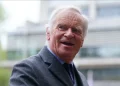 Jeffrey Archer morre aos 86 anos; escritor vendeu 300 milhões de livros
