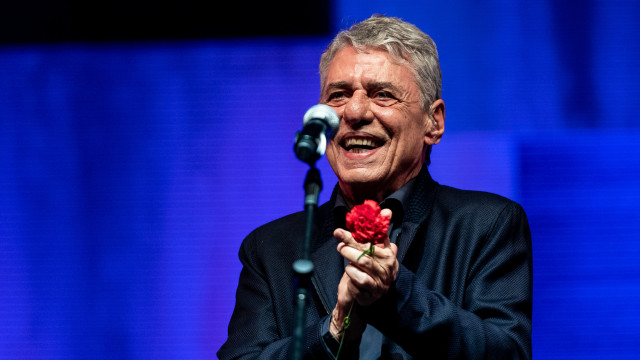 Justiça brasileira decide a favor de Chico Buarque em caso contra a Meta