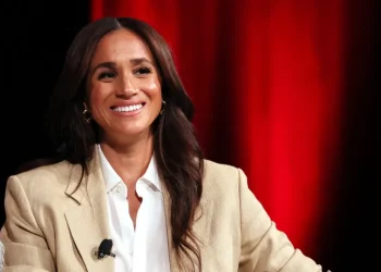 Meghan Markle reaparece em Londres e janta com Malala Yousafzai