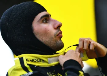 Rafa Câmara chega à F1 em 2027 inspirado pela avó e moldado pela Ferrari