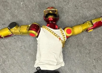 Robô humanoide é apreendido na Alemanha por suspeitas de abuso sexual